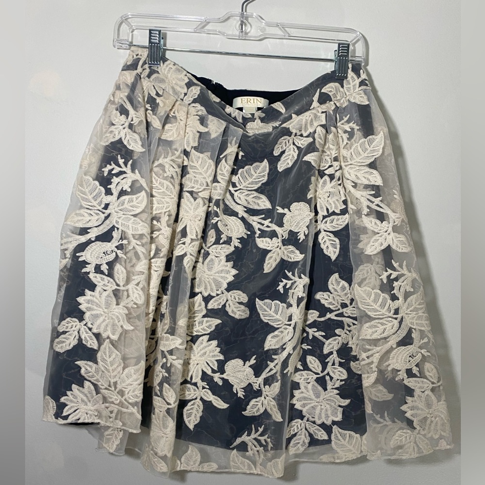 Erin Fetherston embroidered white and lined Flate skirt